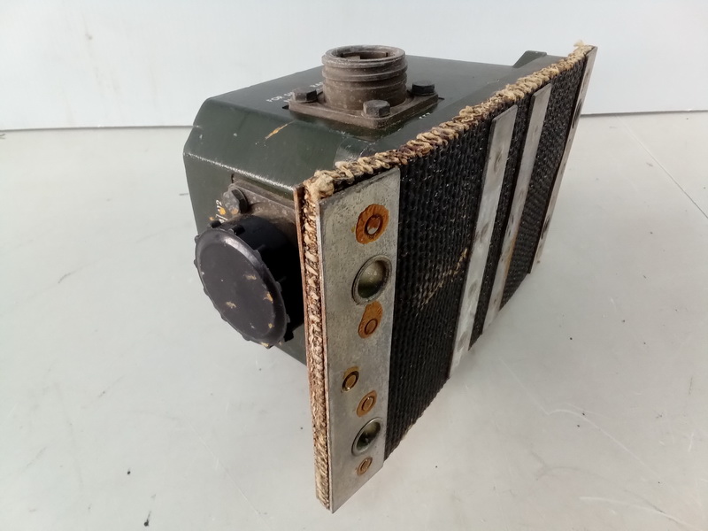 caja control militar metal 2 racal 22x13x21 1u